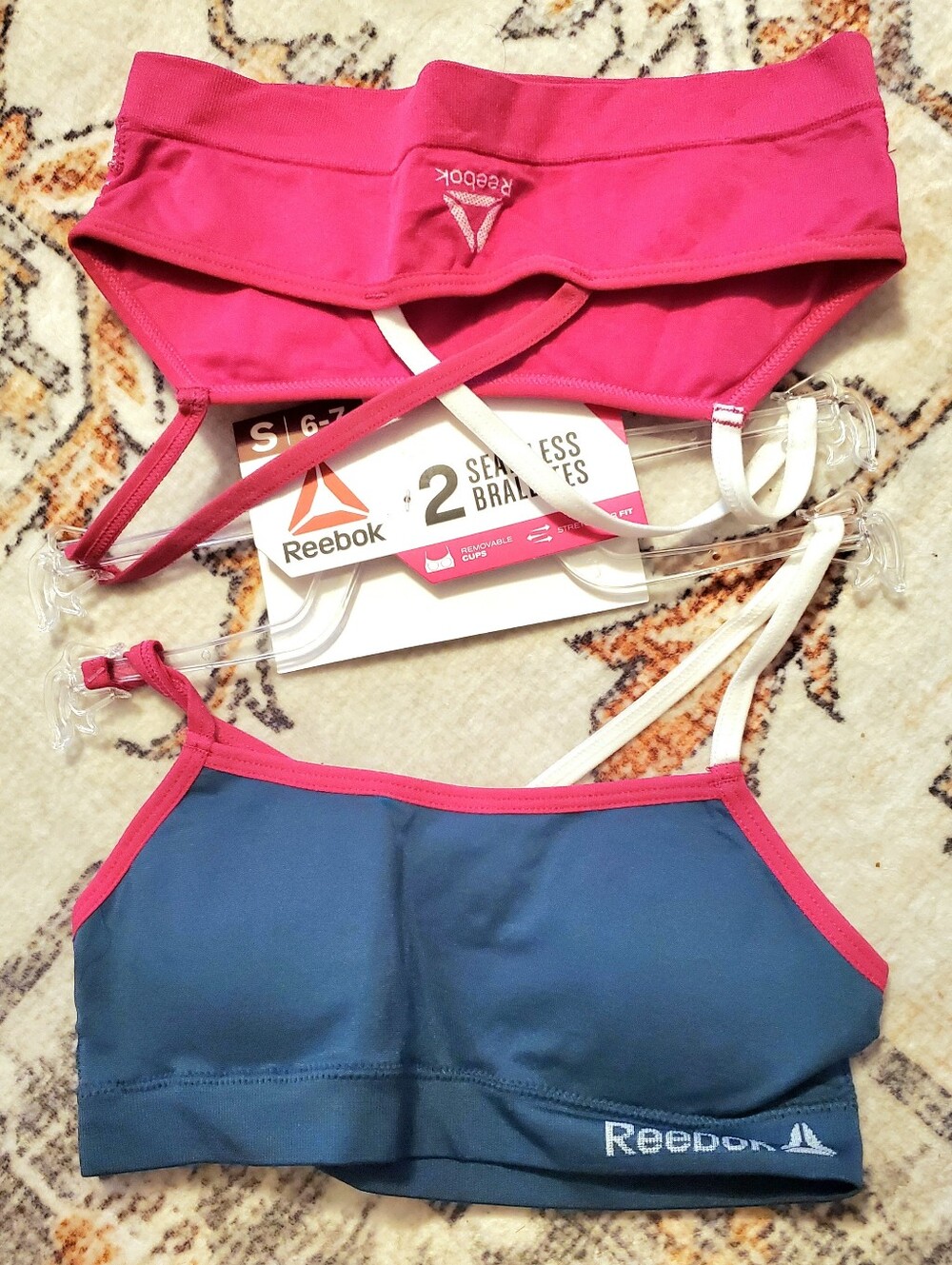 Girls Reebok Seamless Bralettes - Picture 4 of 5